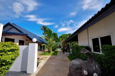 Phuket Airport Hotel