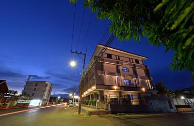 Riverside Hotel (SHA Extra Plus+)