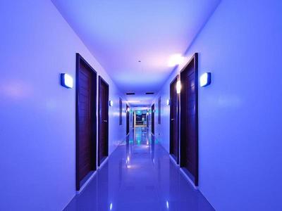 Riverside Hotel (SHA Extra Plus+)