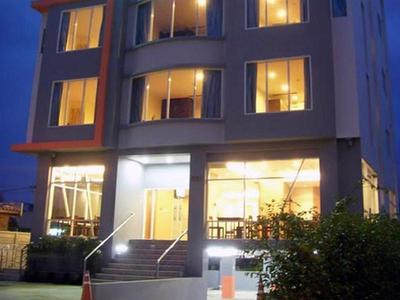 24 At Home Hotel
