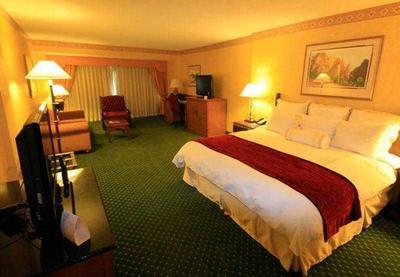 Albuquerque Marriott Pyramid North