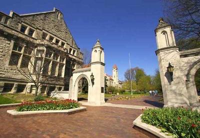 Courtyard Bloomington