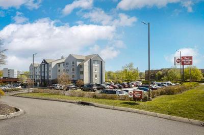 Best Western Plus Nashville Airport Hotel
