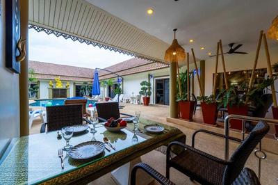Siam Court Bang Saray