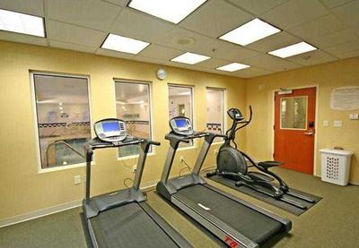 Fairfield Inn & Suites Greensboro Wendover