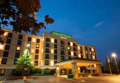 Courtyard by Marriott Louisville Airport