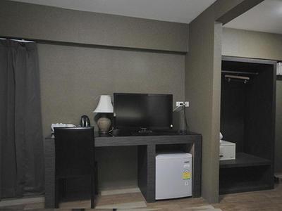 Watana Hotel Bangkok