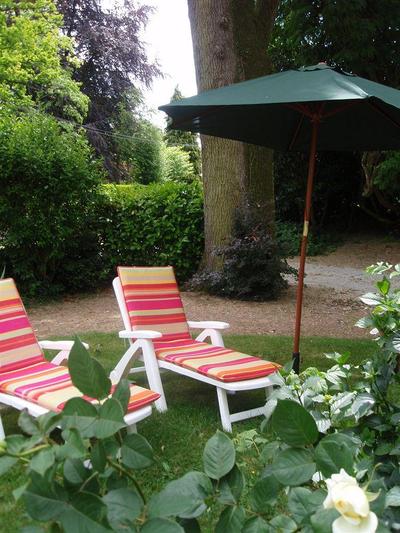 Brit Hotel Les Camelias