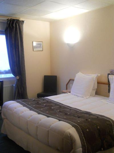 Brit Hotel Les Camelias