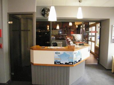 Brit Hotel Armor