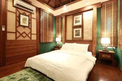 Hill Lodge