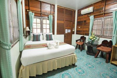 Pong Phen Guesthouse