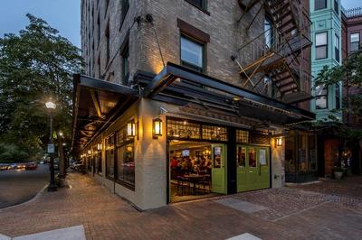 Staypineapple, A Delightful Hotel, South End