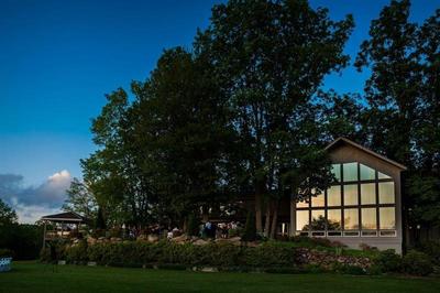 Crestwood Resort & Spa