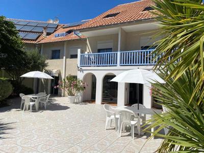 Logis Hotel les Vagues