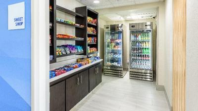 Holiday Inn Express & Suites Bastrop