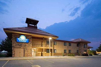 Days Inn & Suites by Wyndham Bozeman