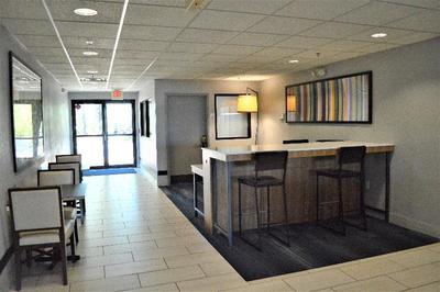 Holiday Inn Express & Suites Batesville