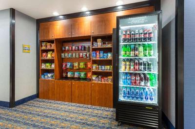 La Quinta Inn & Suites Columbus West - Hilliard