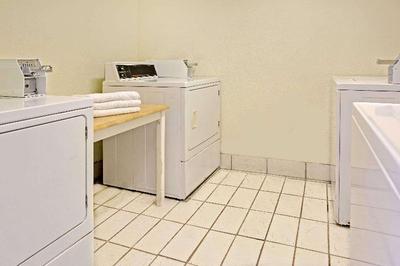 Days Inn by Wyndham Sharonville