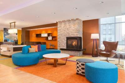 Fairfield Inn & Suites Pittsburgh Airport