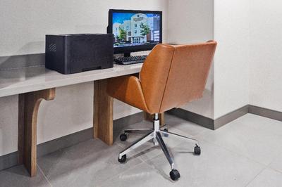 Candlewood Suites Columbus South / Fort Benning