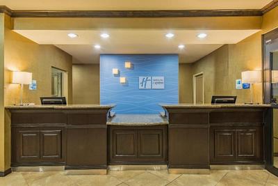 Holiday Inn Express Hotel & Suites Clovis
