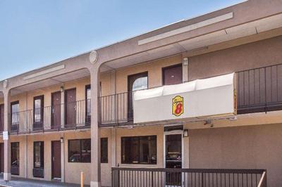 Super 8 by Wyndham Camp Springs/Andrews AFB DC 