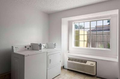 Super 8 by Wyndham Harbison/Parkridge Hospital