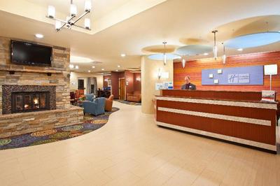 Holiday Inn Express Pittsburgh Airport