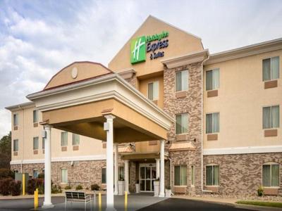 Holiday Inn Express Hotel & Suites Clinton