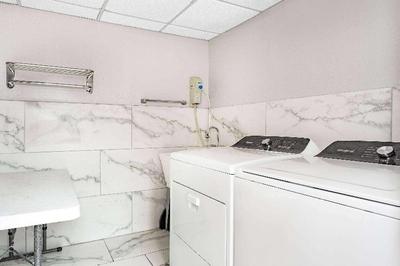 Days Inn by Wyndham N Orlando/Casselberry