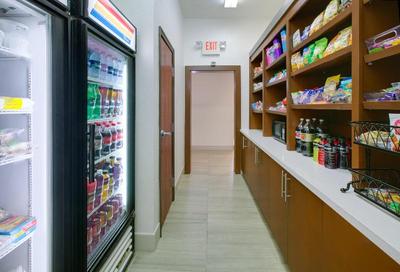 Holiday Inn Express Hotel & Suites Denton-Unt-Twu