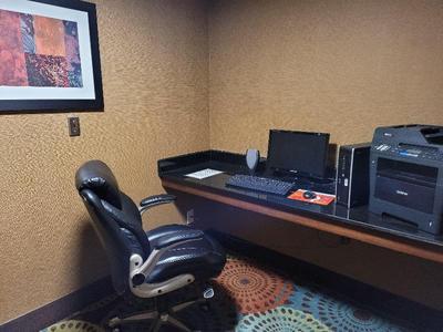 Holiday Inn Express Anderson-I-85 (Exit 27-Highway