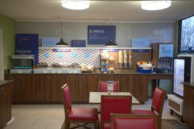 Holiday Inn Express Anderson-I-85 (Exit 27-Highway