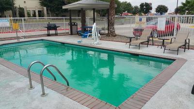 Motel 6 Eagle Pass Lakeside