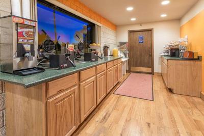 Howard Johnson Colorado Springs