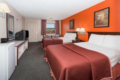 Howard Johnson Colorado Springs