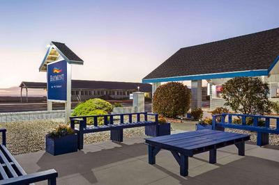 Baymont by Wyndham Fort Bragg at Oceanview