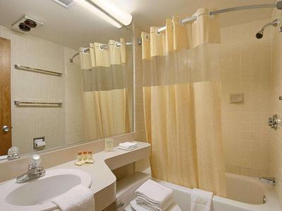Days Inn by Wyndham Colorado Springs/Garden Gods
