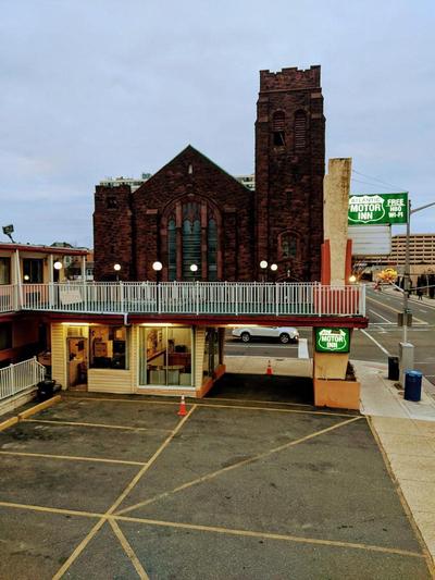 Atlantic Motor Inn