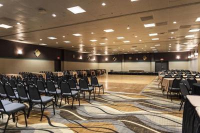 Fifth Season Inn & Suites