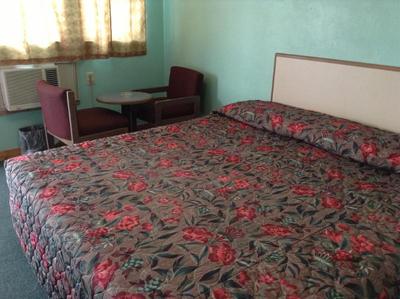 Sea Breeze Motel