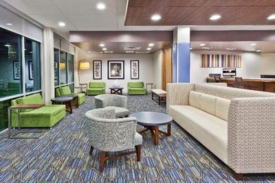 Holiday Inn Express & Suites Cartersville, an IHG