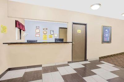 Boarders Inn & Suites Waterloo/Cedar Falls