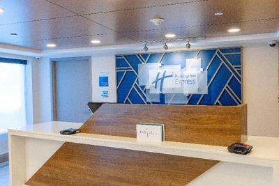 Holiday Inn Express Neptune