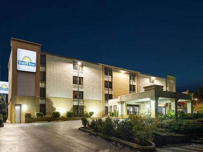 Days Inn by Wyndham Hagerstown