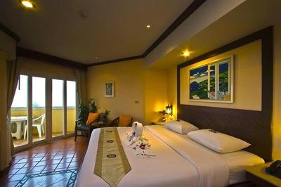 Pacific Club Resort