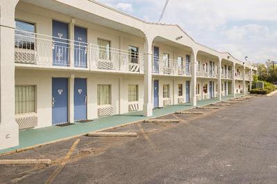Motel 6-Decatur, AL