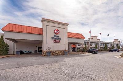 Best Western Plus Madison-Huntsville Hotel